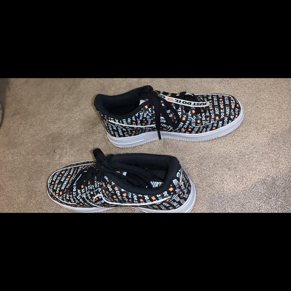 Nike Air Force View 3